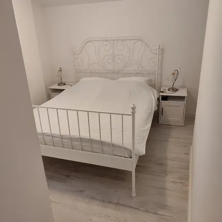 With A Swimming Pool - Bataji, Istria - Sredisnja Istra - 7069 Apartment Motovun